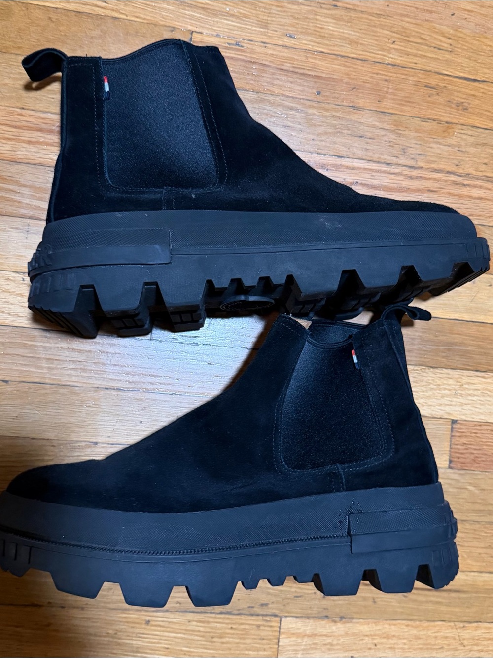 Black Chelsea Suede Lug-Sole Boots - Moncler